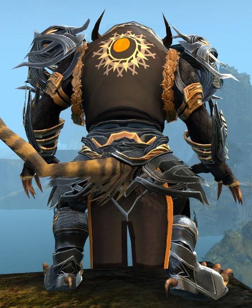 File:Ornate Guild armor (heavy) charr male back.jpg