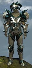 Mist Shard armor (heavy) sylvari male front.jpg
