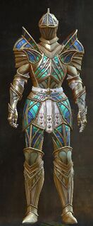 Polychromatic armor sylvari male front.jpg