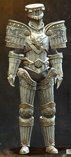 Titanplate armor sylvari male front.jpg