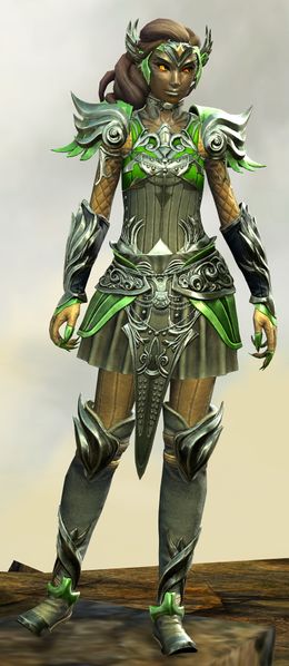 File:Luminous armor (light) sylvari female front.jpg