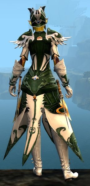 File:Triumphant armor (light) sylvari female back.jpg