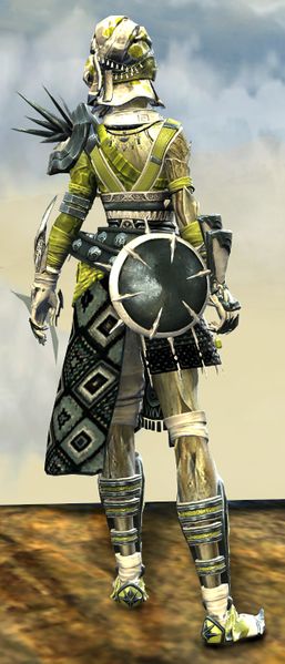 File:Spearmarshal's armor (heavy) sylvari female back.jpg