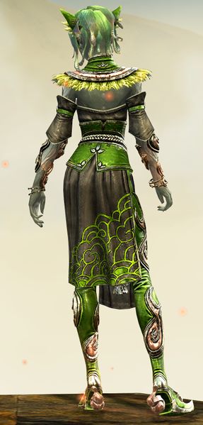 File:Shrine Guardian Outfit sylvari female back.jpg
