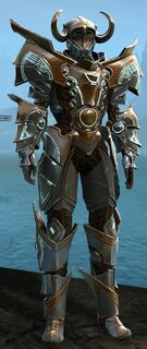 Runic armor (heavy) sylvari male front.jpg